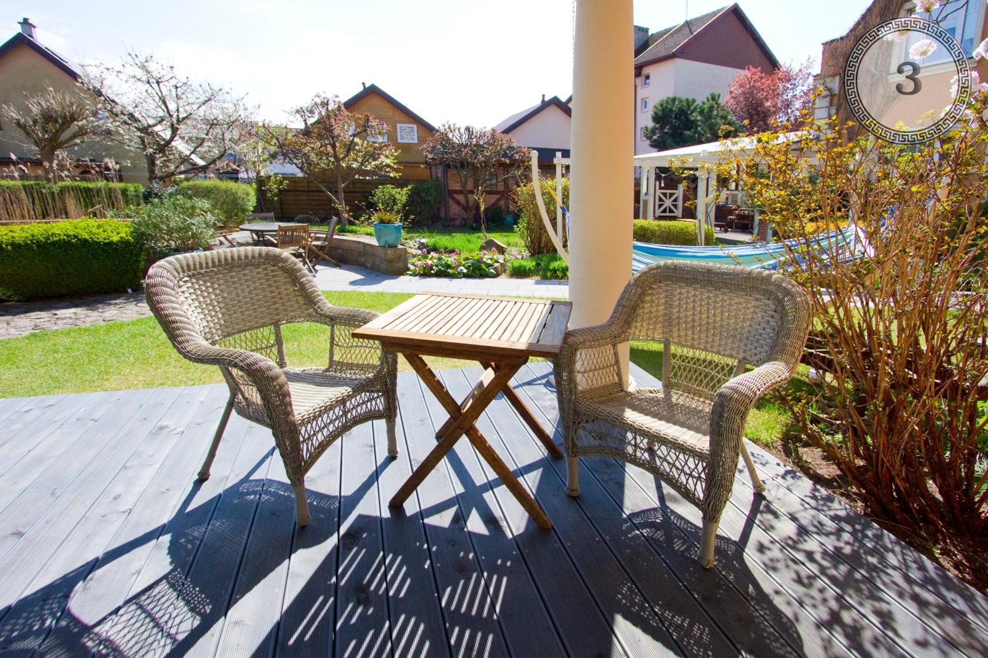 Bed & Breakfast Meander *